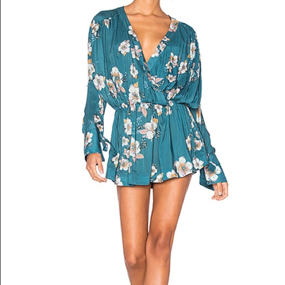 Free People Tuscan Dreams Printed Tunic sz M - Picture 2 of 15